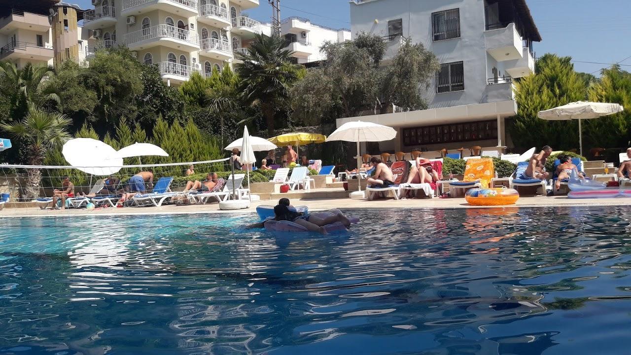 Tuntas Family Suites Kusadasi Exterior foto