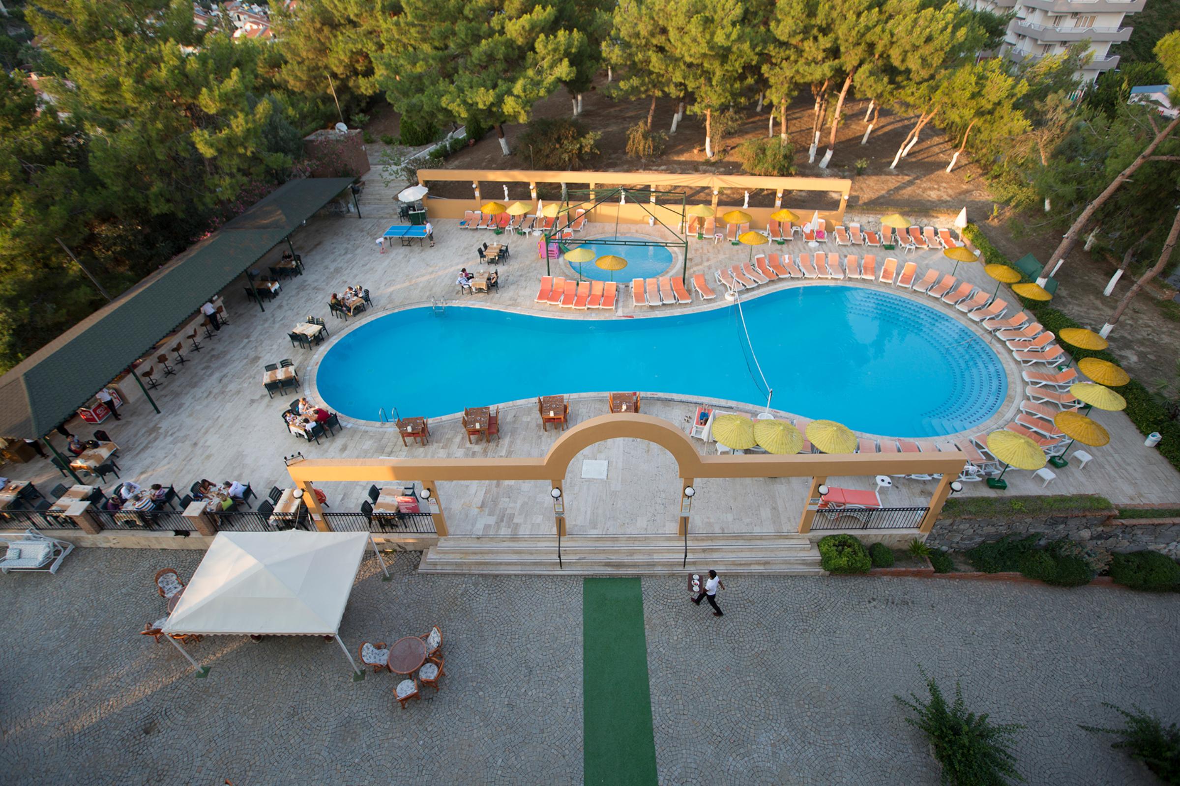 Tuntas Family Suites Kusadasi Exterior foto
