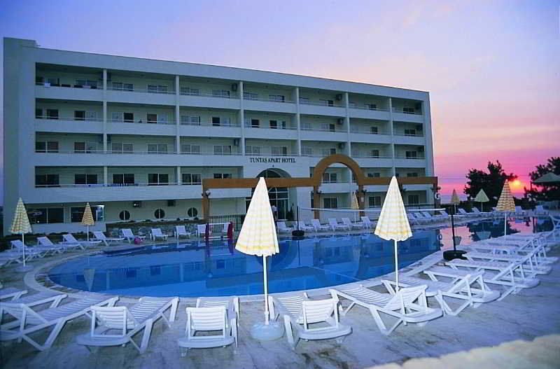 Tuntas Family Suites Kusadasi Exterior foto